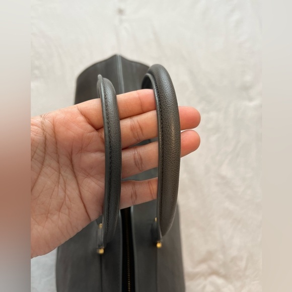 Yves Saint Laurent YSL Cabas Hand Bag Leather Authentic - Picture 5 of 14